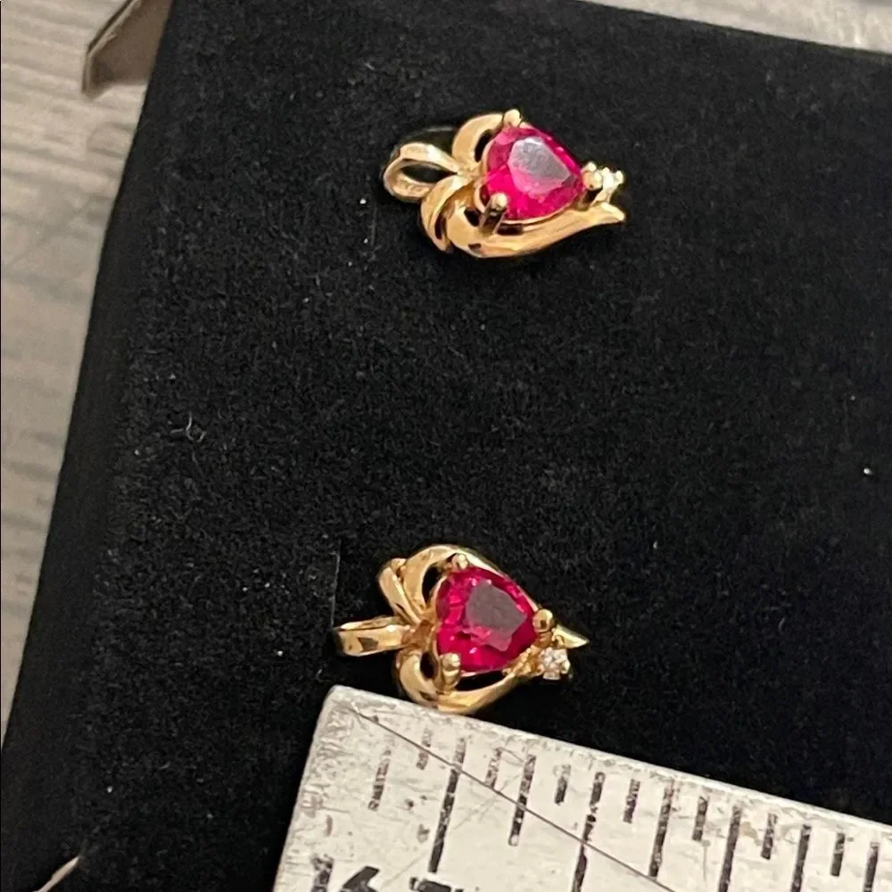 10kt Gold Simulated Red Gem Heart Shaped Earrings Stud - Post Earrings